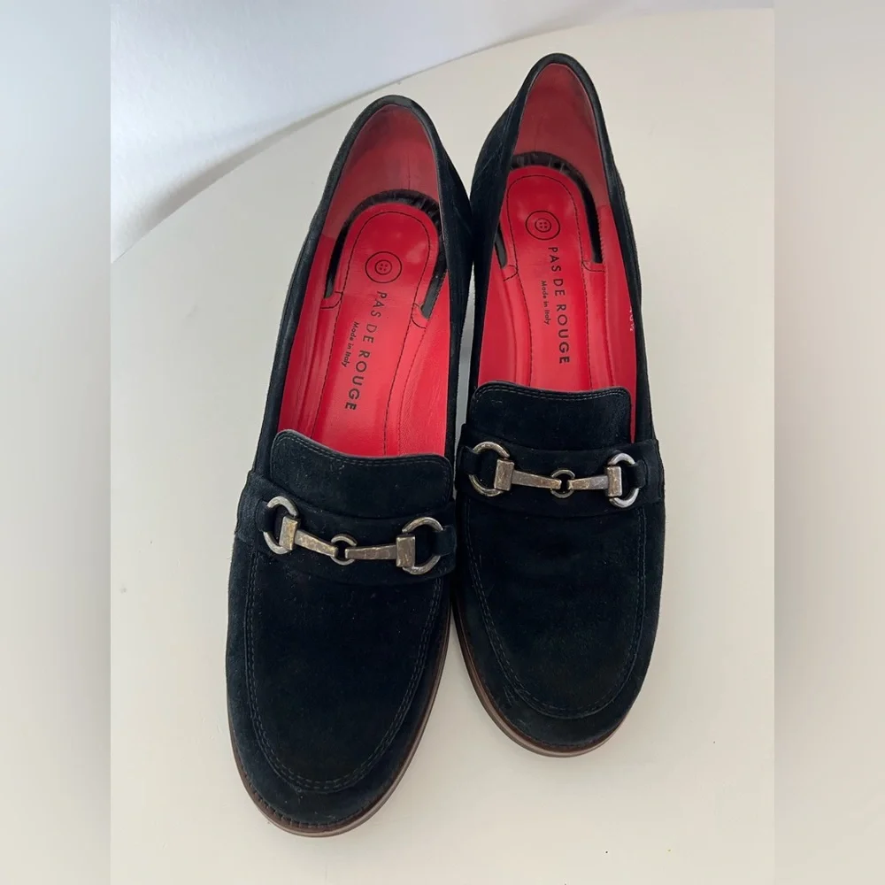 Pas De Rouge‎ Flavia 2508 Horse Bit Round Toe Black Suede Slip-On Heeled Loafer